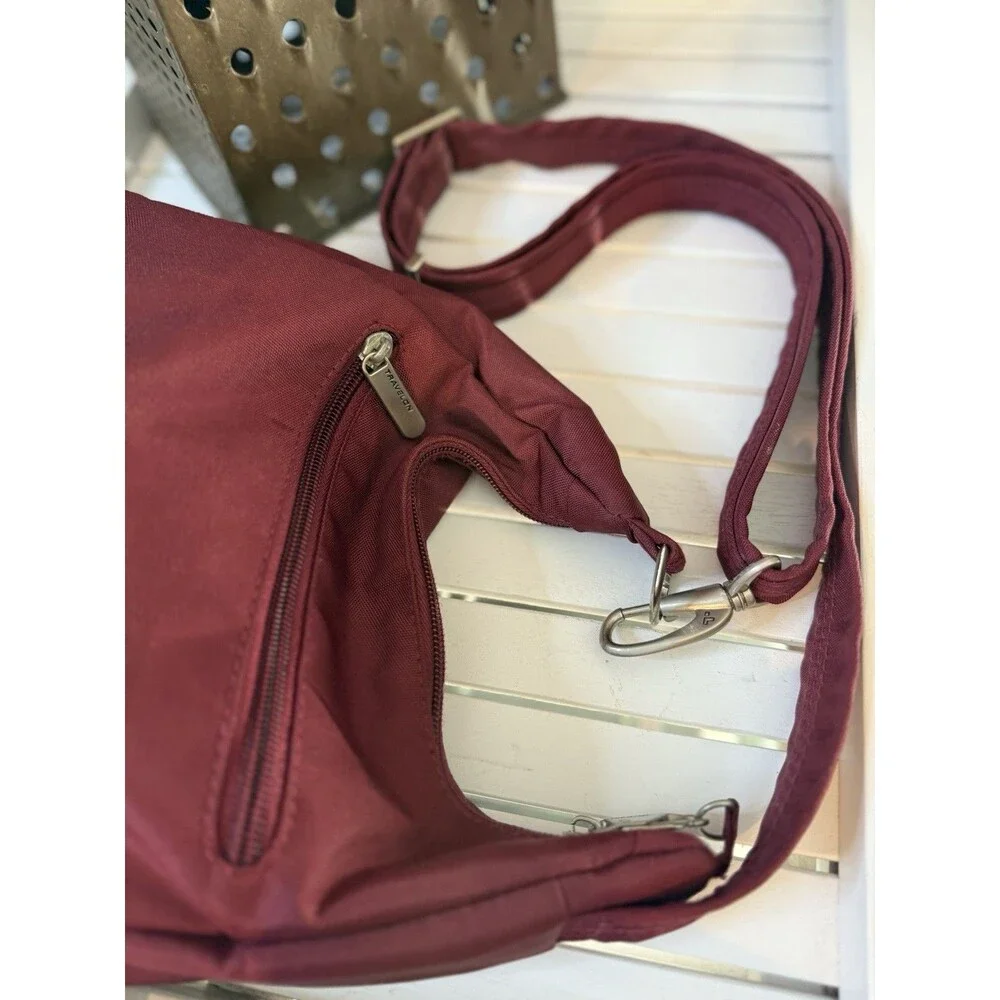 Travelon RFID Anti-Theft Essential Messenger Bag - Maroon